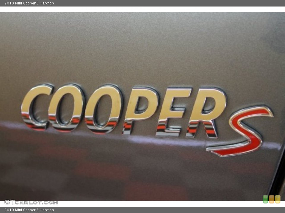 2010 Mini Cooper Custom Badge and Logo Photo #51478101