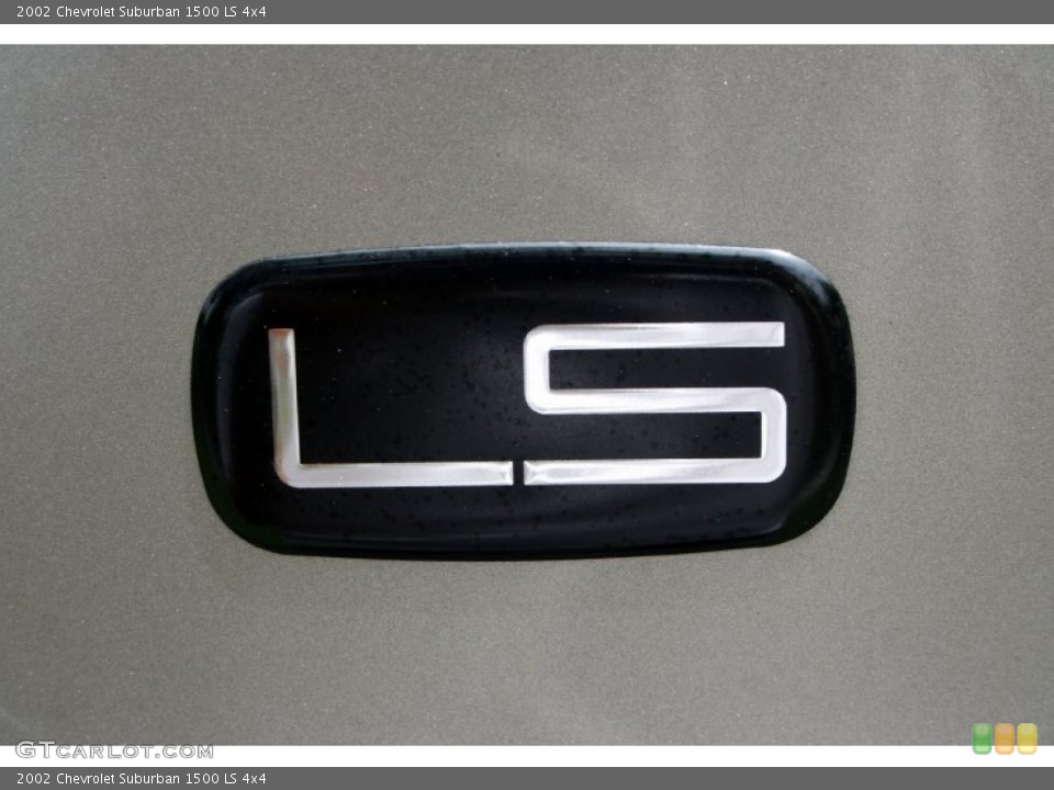 2002 Chevrolet Suburban Badges and Logos