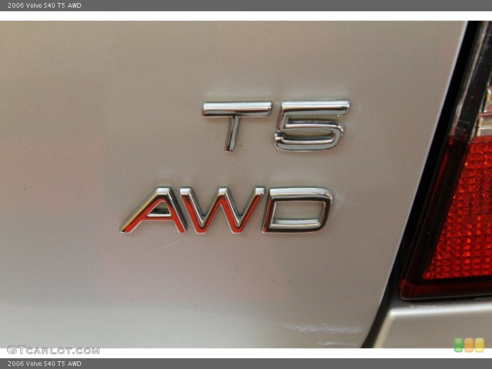 2006 Volvo S40 Badges and Logos