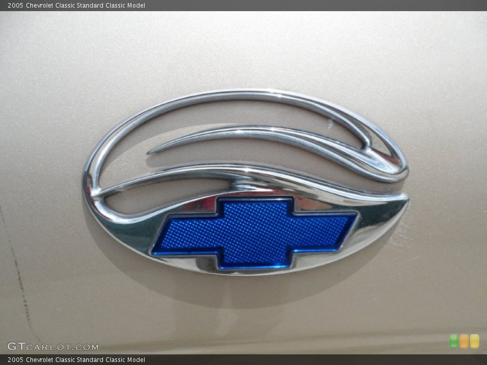 2005 Chevrolet Classic Custom Badge and Logo Photo #51902393