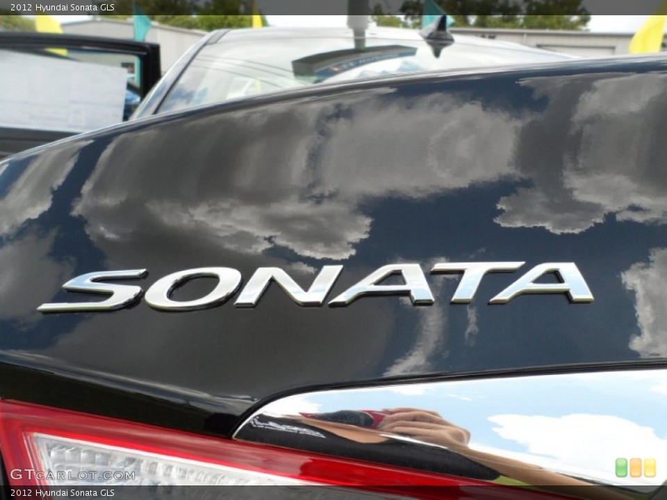 2012 Hyundai Sonata Custom Badge and Logo Photo #51948626