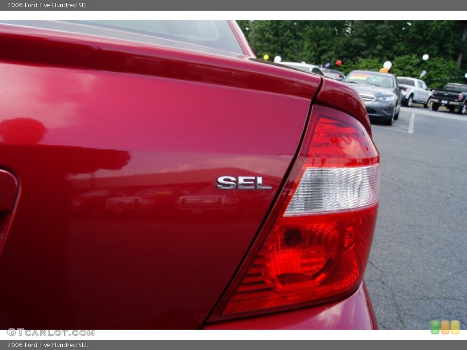 2006 Ford Five Hundred Badges and Logos