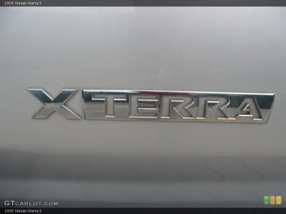 2005 Nissan Xterra Badges and Logos