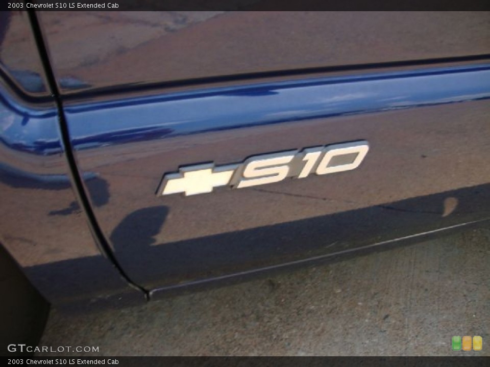 2003 Chevrolet S10 Custom Badge and Logo Photo #52178395