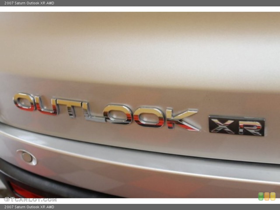 2007 Saturn Outlook Custom Badge and Logo Photo #52381795