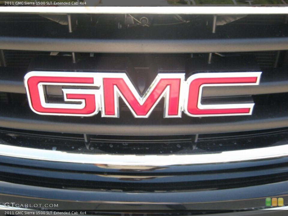 2011 GMC Sierra 1500 Custom Badge and Logo Photo #52416415
