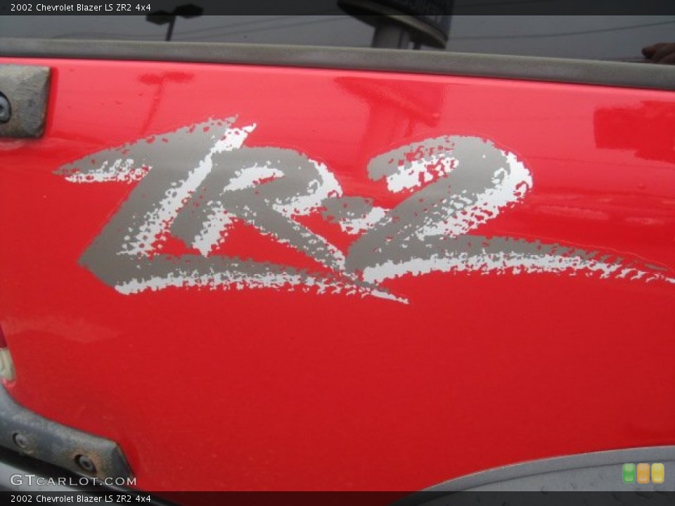 2002 Chevrolet Blazer Custom Badge and Logo Photo #52517693