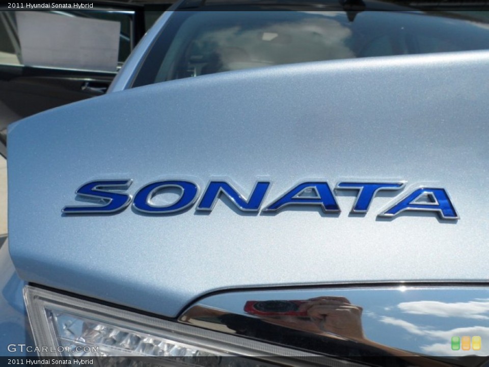 2011 Hyundai Sonata Custom Badge and Logo Photo #52523235
