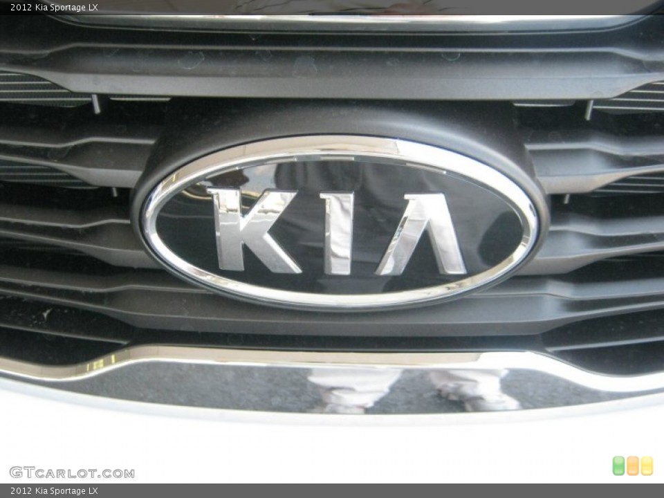 2012 Kia Sportage Badges and Logos