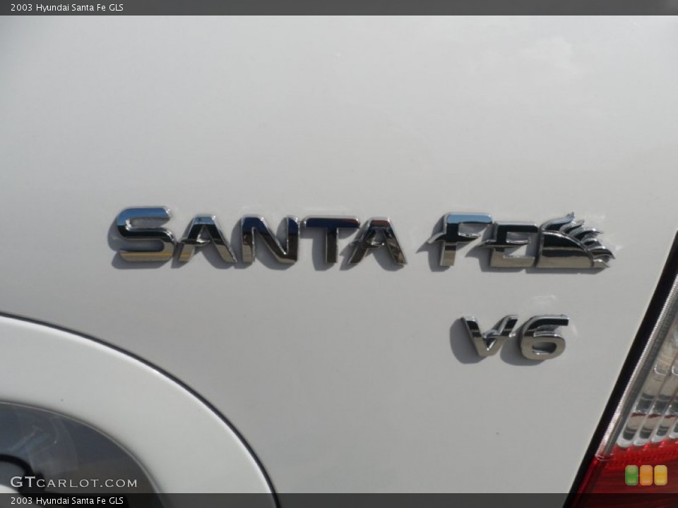 2003 Hyundai Santa Fe Badges and Logos