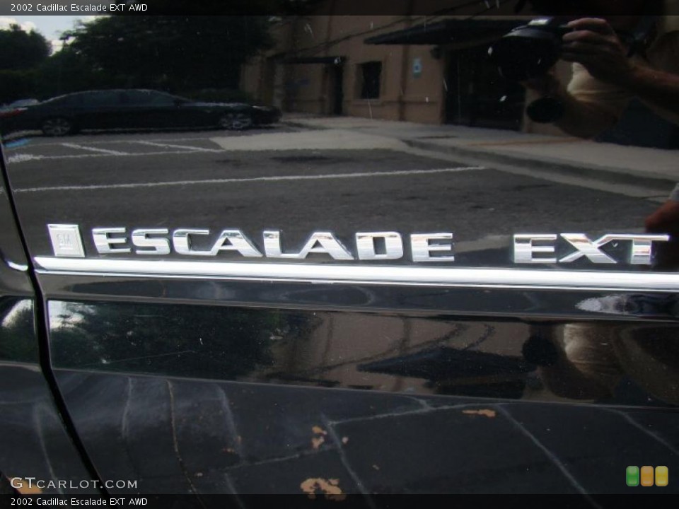 2002 Cadillac Escalade Custom Badge and Logo Photo #52803752
