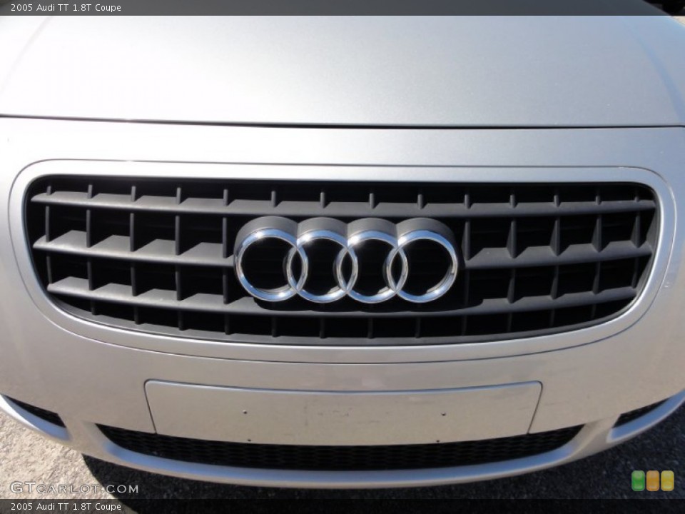 2005 Audi TT Badges and Logos