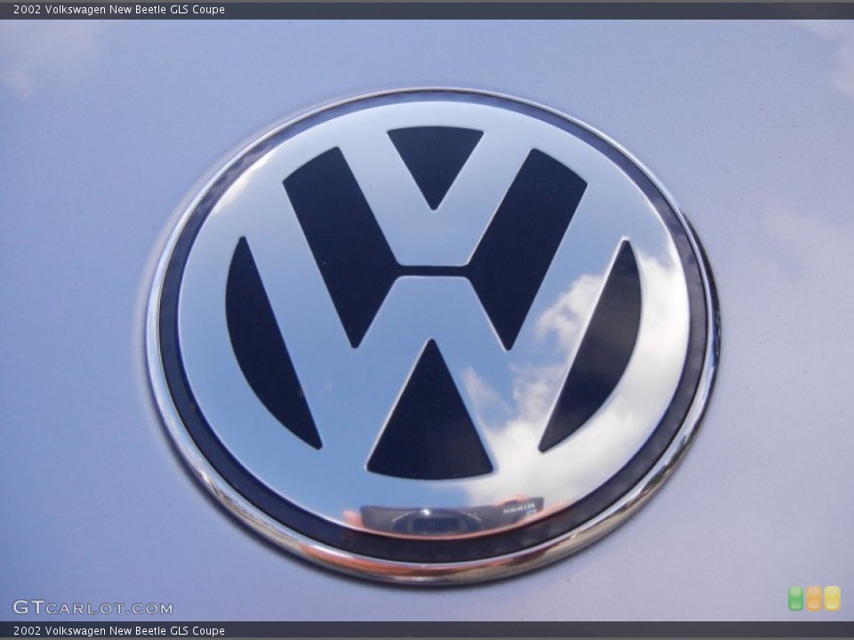 2002 Volkswagen New Beetle Badges and Logos