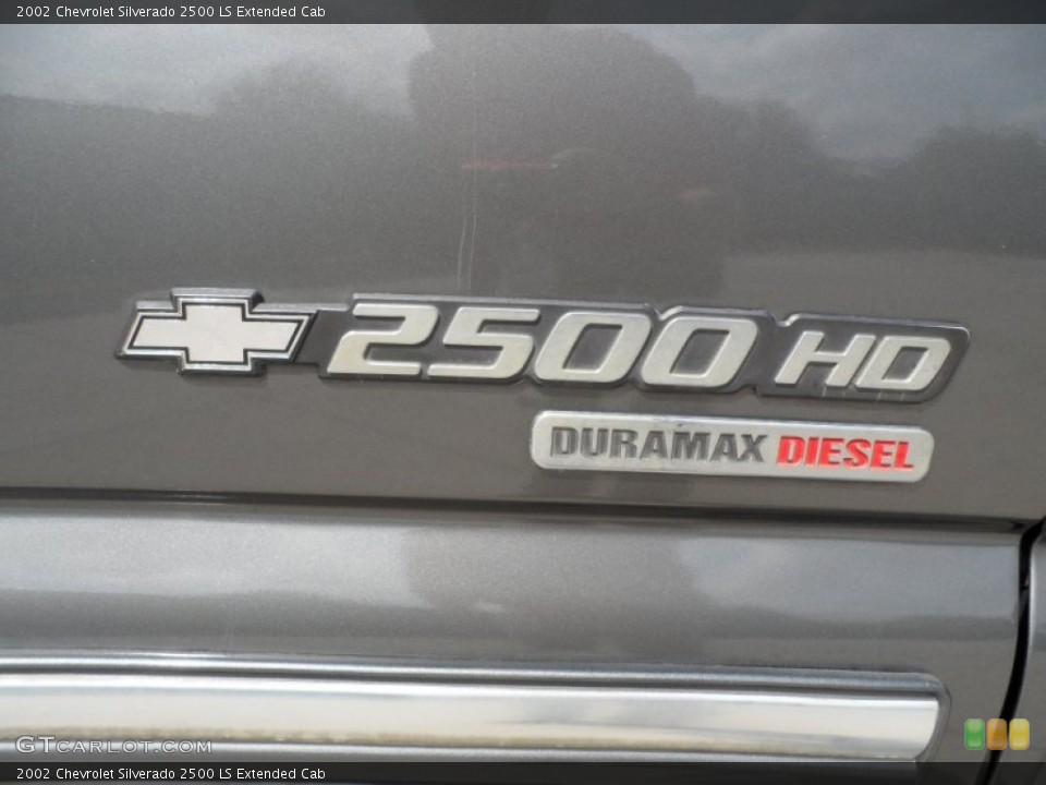 2002 Chevrolet Silverado 2500 Custom Badge and Logo Photo #53318261