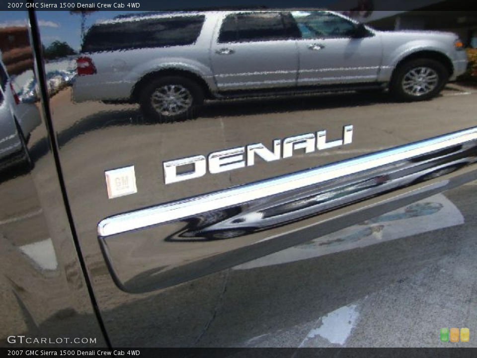 2007 GMC Sierra 1500 Custom Badge and Logo Photo #53343421