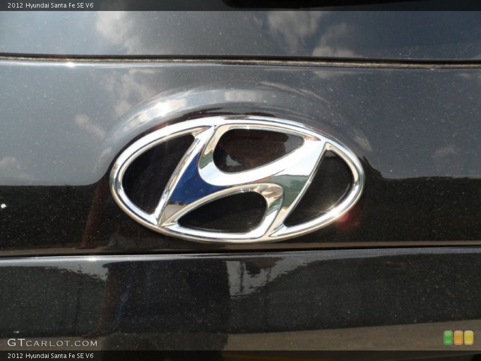 2012 Hyundai Santa Fe Custom Badge and Logo Photo #53611713