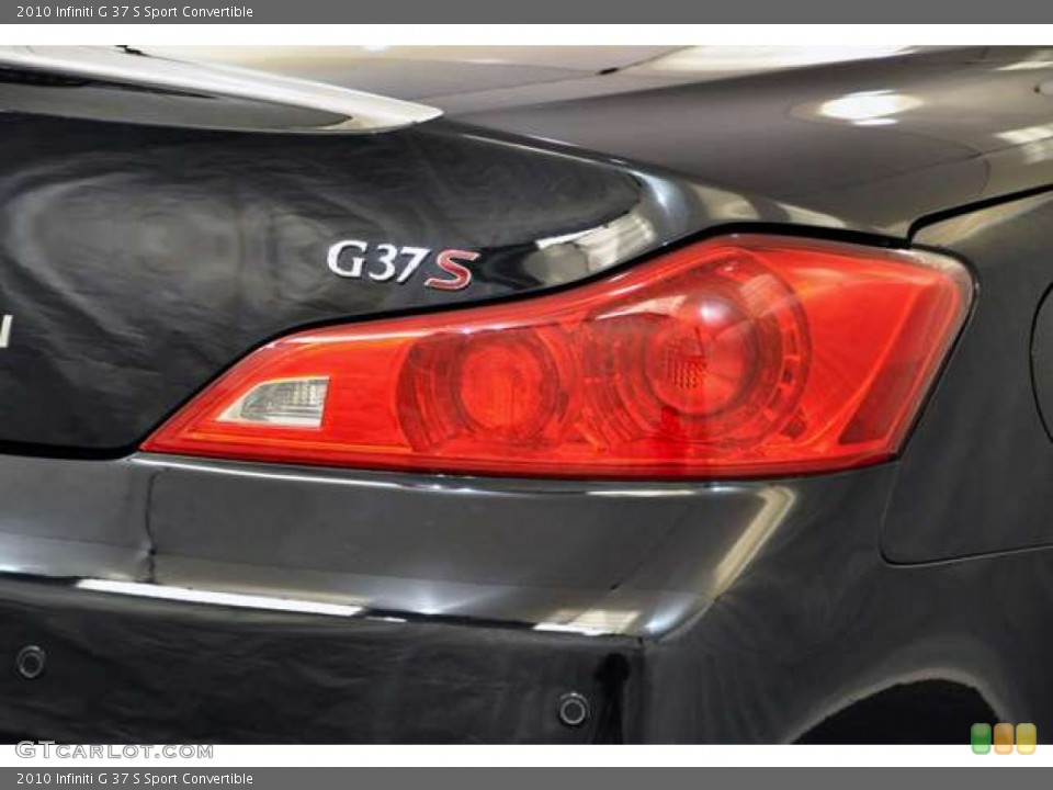 2010 Infiniti G Custom Badge and Logo Photo #53616870