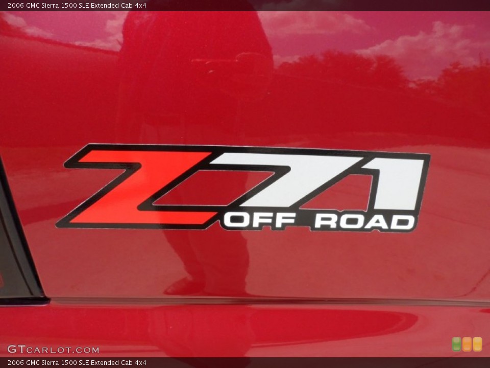 2006 GMC Sierra 1500 Custom Badge and Logo Photo #53869591