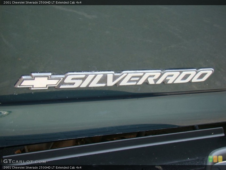 2001 Chevrolet Silverado 2500HD Custom Badge and Logo Photo #53894411