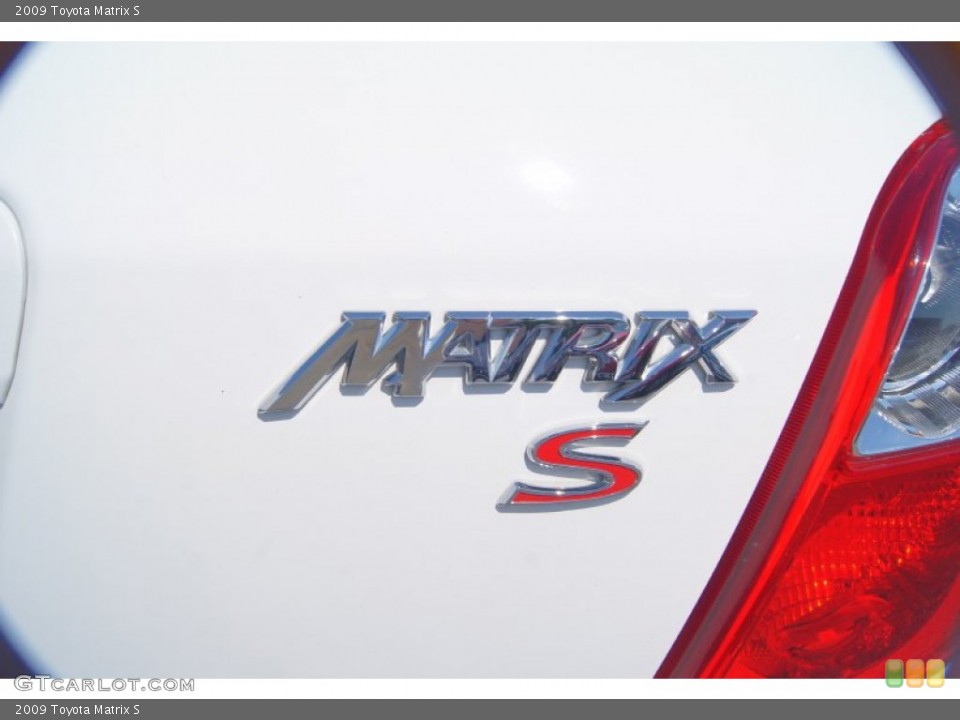 2009 Toyota Matrix Badges and Logos