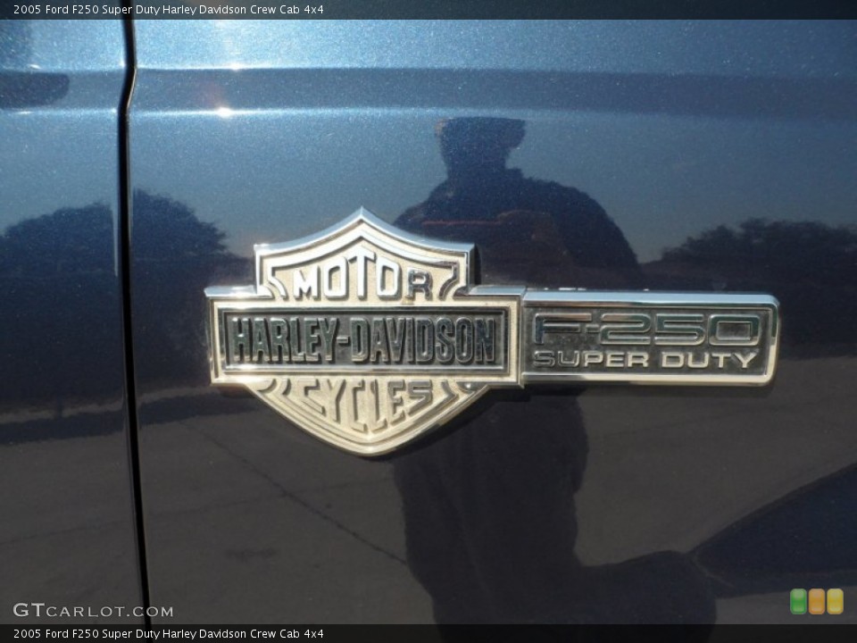 2005 Ford F250 Super Duty Custom Badge and Logo Photo #54140814