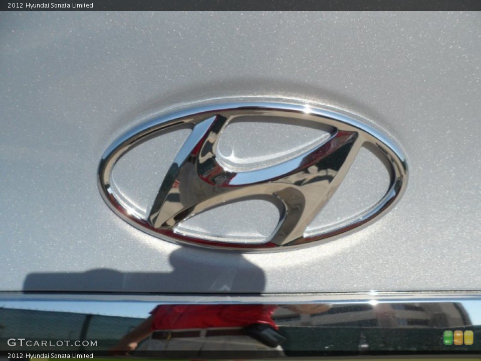 2012 Hyundai Sonata Custom Badge and Logo Photo #54148743