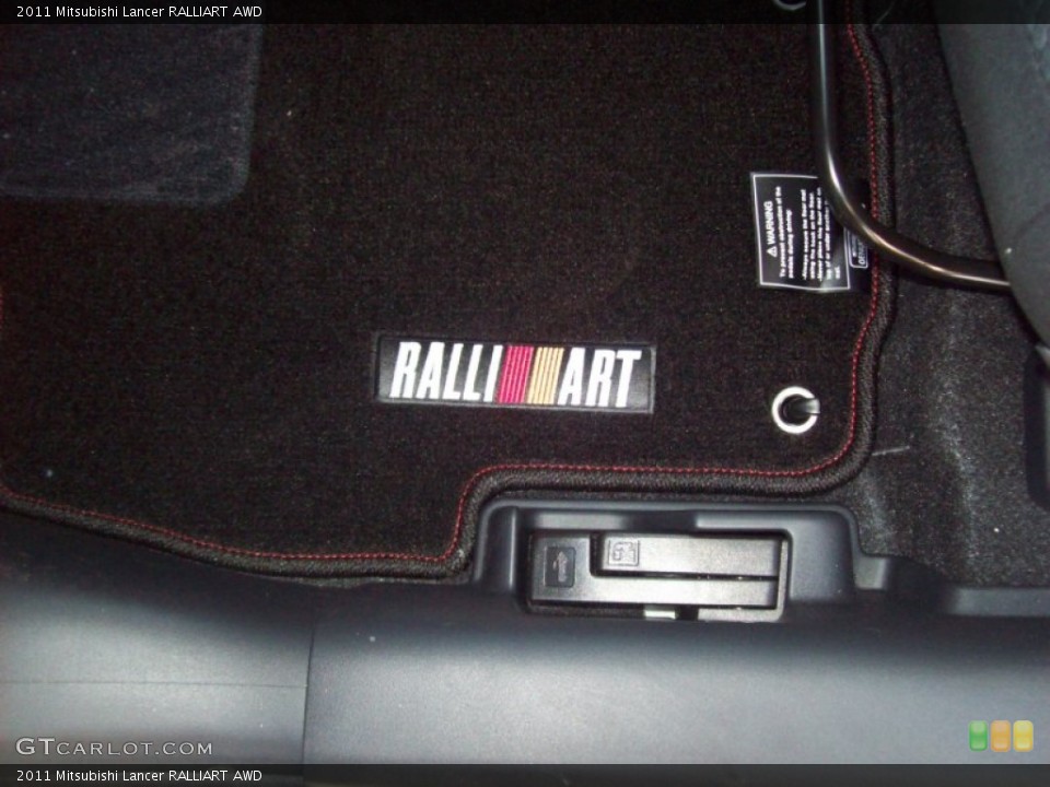 2011 Mitsubishi Lancer Custom Badge and Logo Photo #54191053