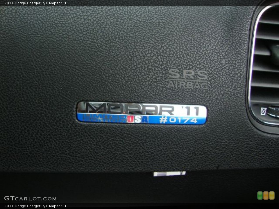 2011 Dodge Charger Custom Badge and Logo Photo #54456171