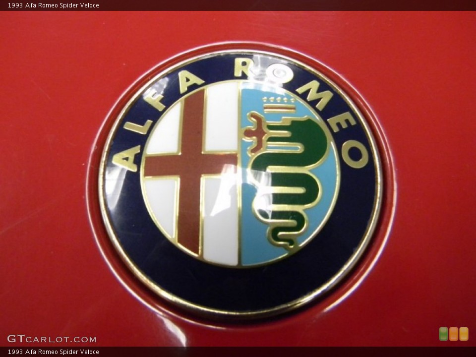 1993 Alfa Romeo Spider Badges and Logos