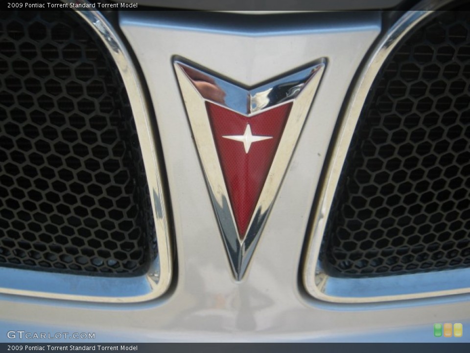 2009 Pontiac Torrent Badges and Logos