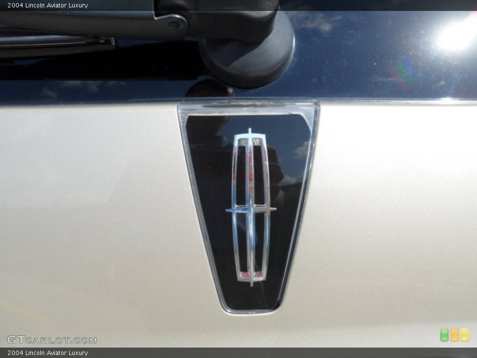 2004 Lincoln Aviator Badges and Logos