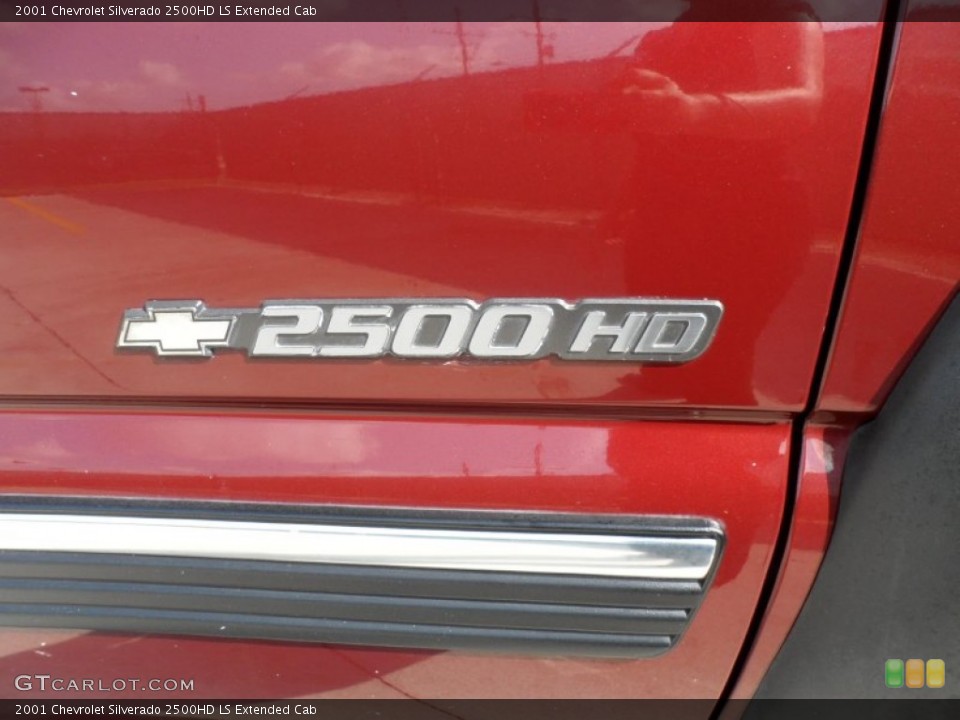 2001 Chevrolet Silverado 2500HD Custom Badge and Logo Photo #54677385