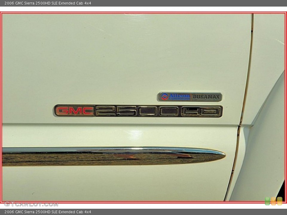 2006 GMC Sierra 2500HD Custom Badge and Logo Photo #54997153