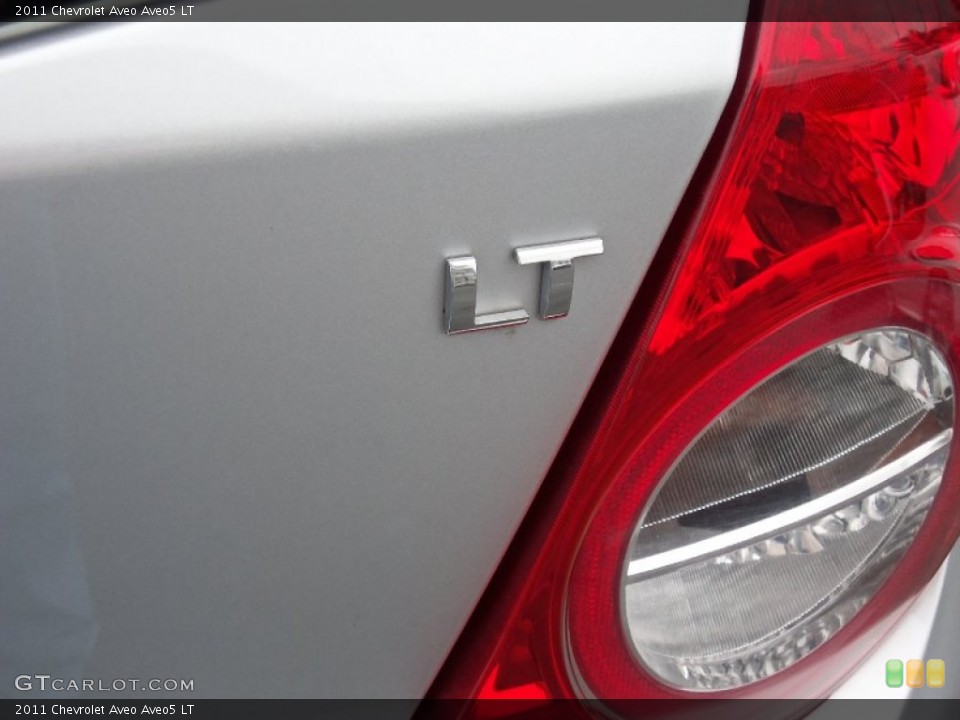 2011 Chevrolet Aveo Badges and Logos