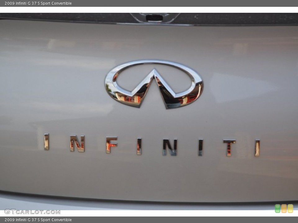 2009 Infiniti G Custom Badge and Logo Photo #55564387