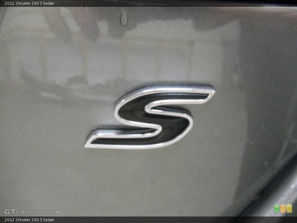 2012 Chrysler 200 Custom Badge and Logo Photo #55973422