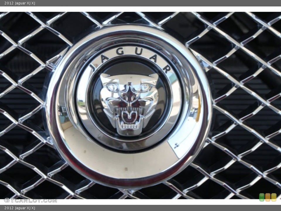 2012 Jaguar XJ Badges and Logos