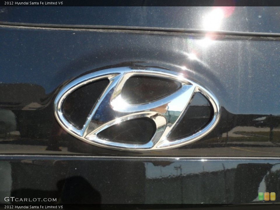 2012 Hyundai Santa Fe Custom Badge and Logo Photo #56081498