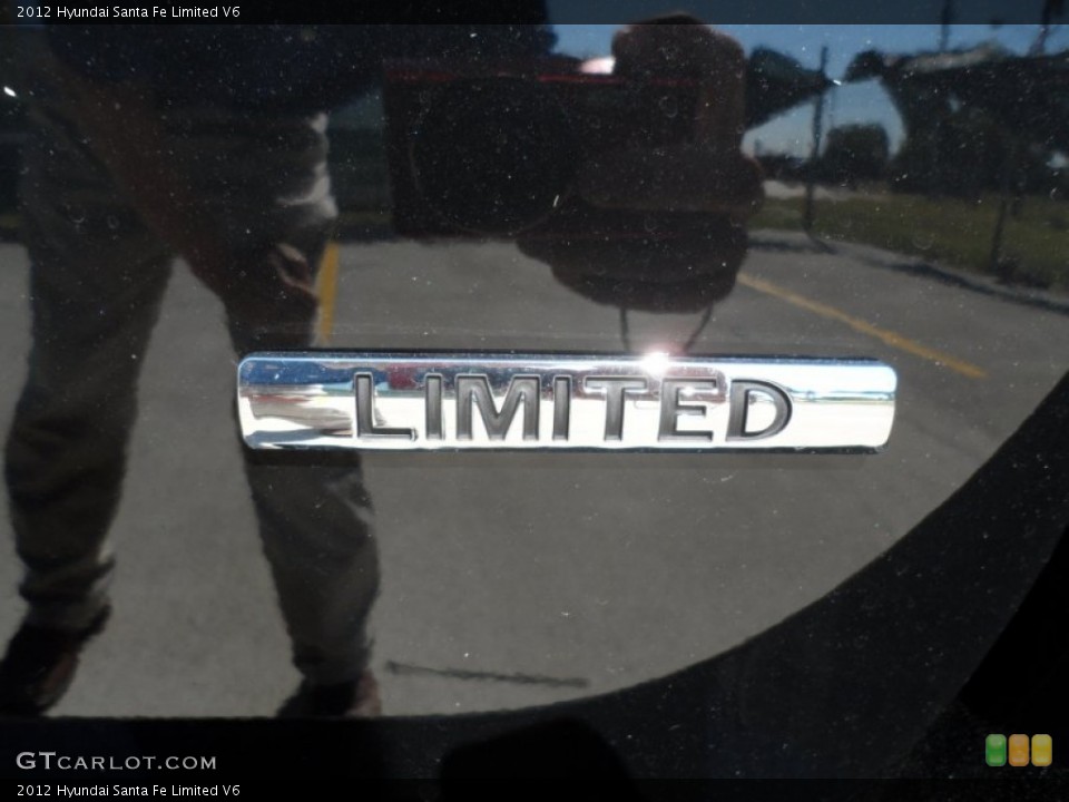 2012 Hyundai Santa Fe Custom Badge and Logo Photo #56081504