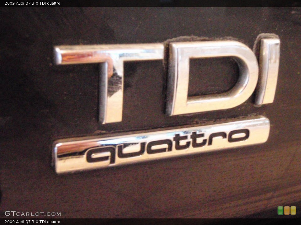 2009 Audi Q7 Badges and Logos