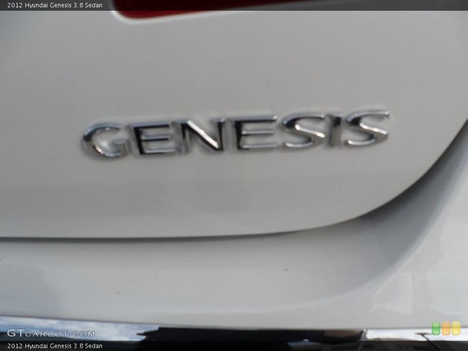 2012 Hyundai Genesis Badges and Logos