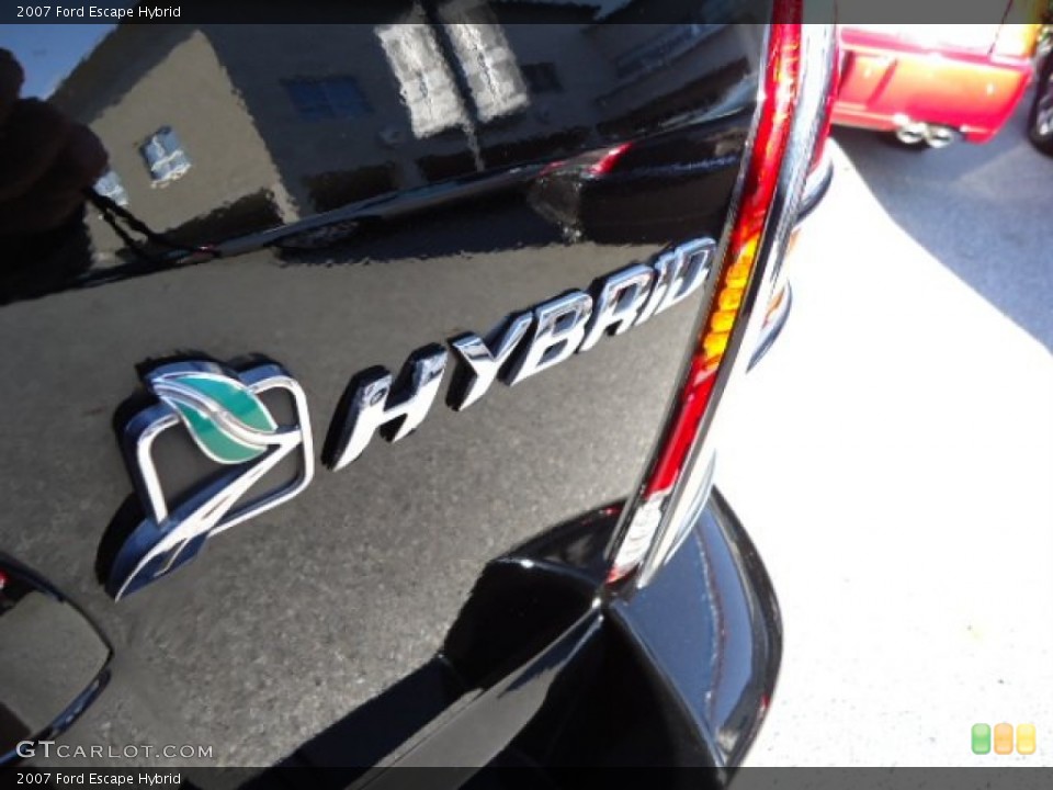 2007 Ford Escape Custom Badge and Logo Photo #56261381