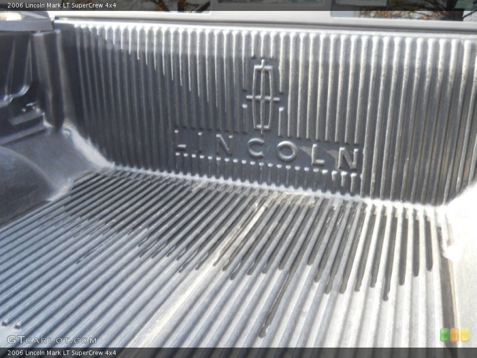 2006 Lincoln Mark LT Custom Badge and Logo Photo #56291580