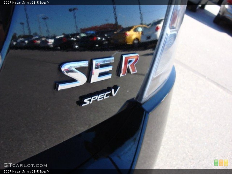 2007 Nissan Sentra Badges and Logos