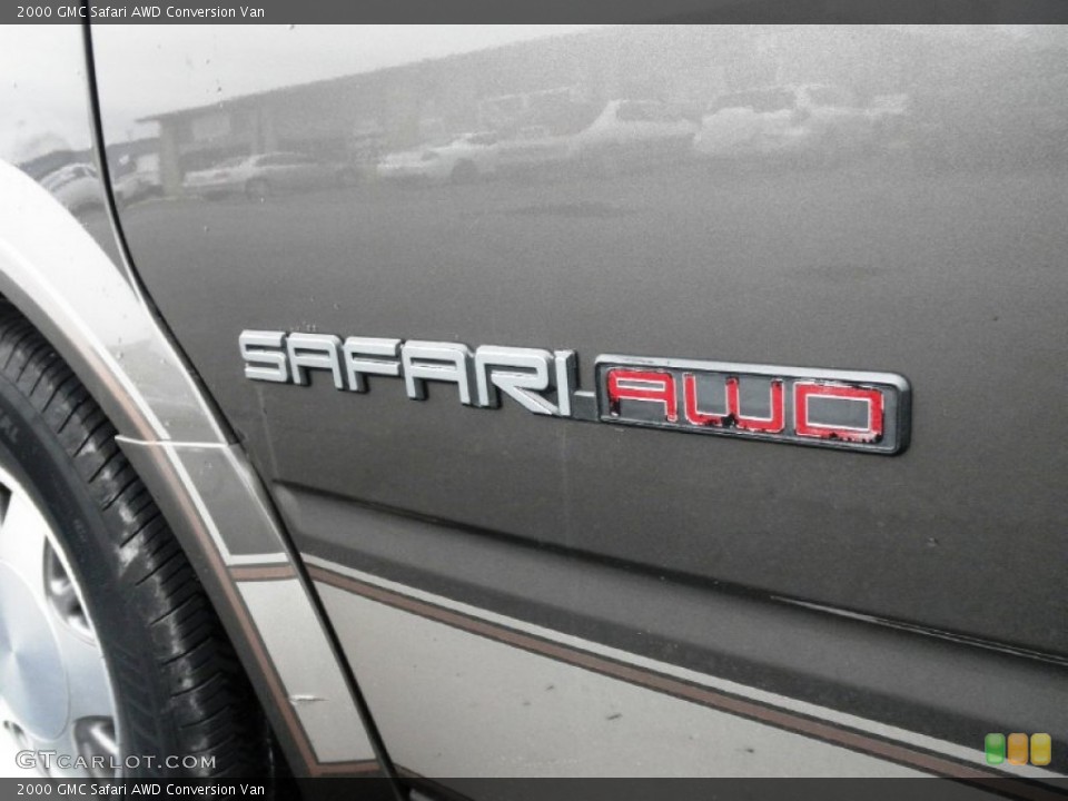 2000 GMC Safari Custom Badge and Logo Photo #56519755