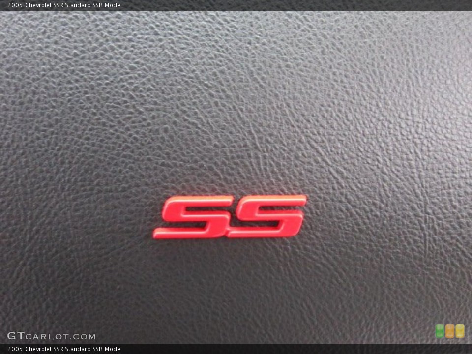 2005 Chevrolet SSR Custom Badge and Logo Photo #57552386