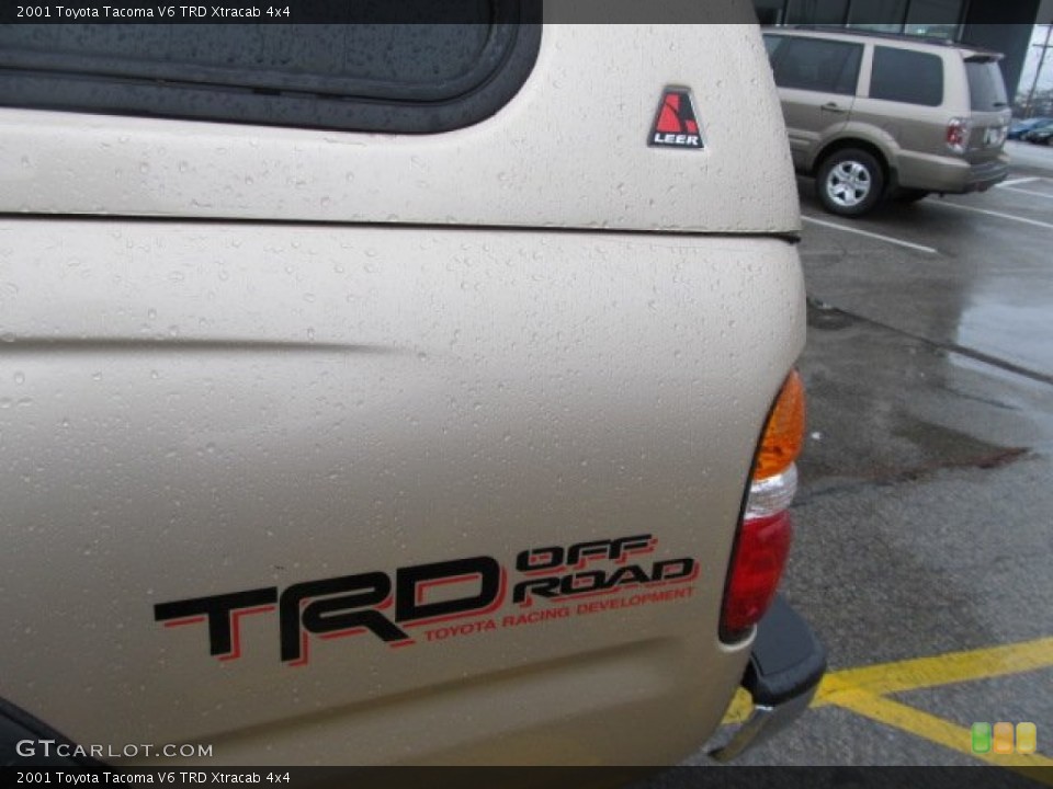 2001 Toyota Tacoma Badges and Logos