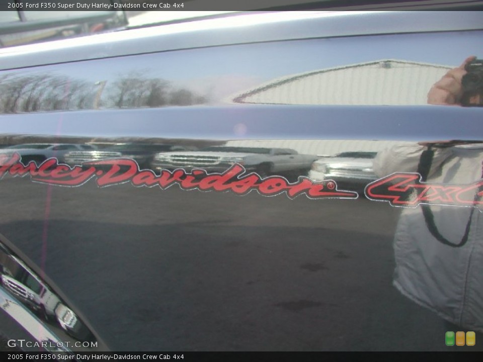 2005 Ford F350 Super Duty Custom Badge and Logo Photo #58168064
