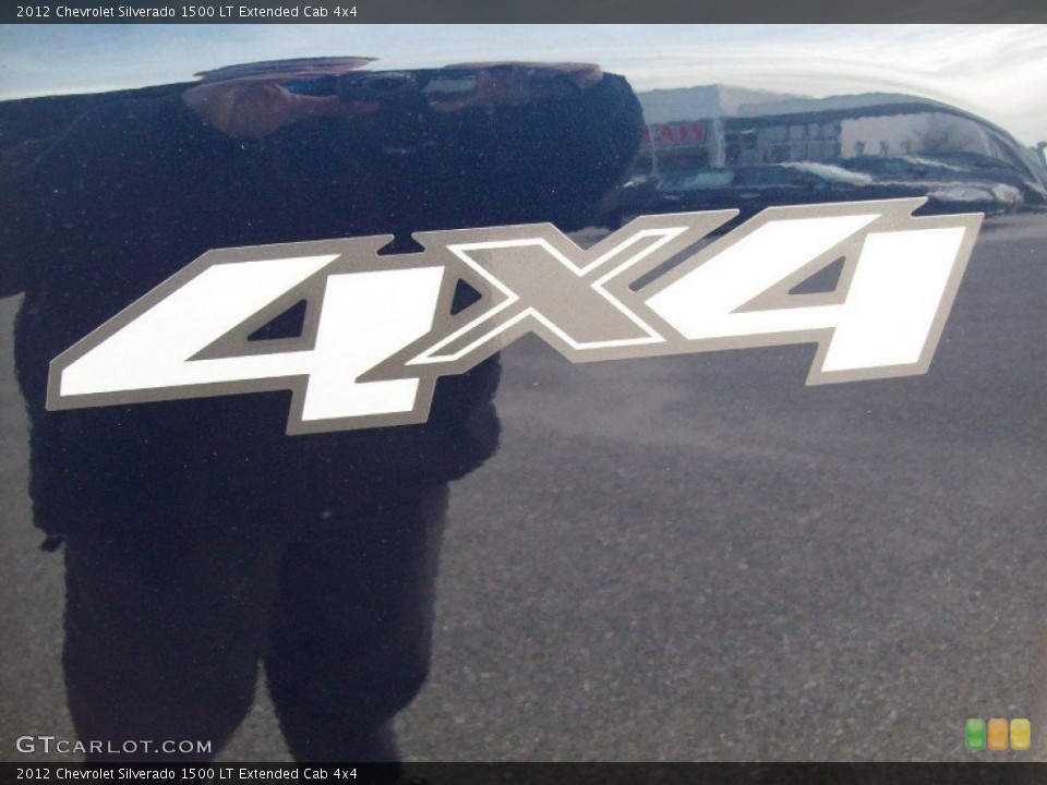 2012 Chevrolet Silverado 1500 Custom Badge and Logo Photo #58177049