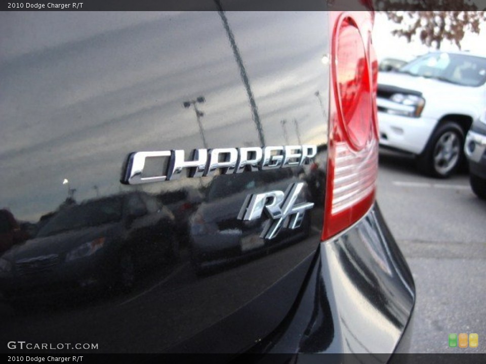 2010 Dodge Charger Badges and Logos